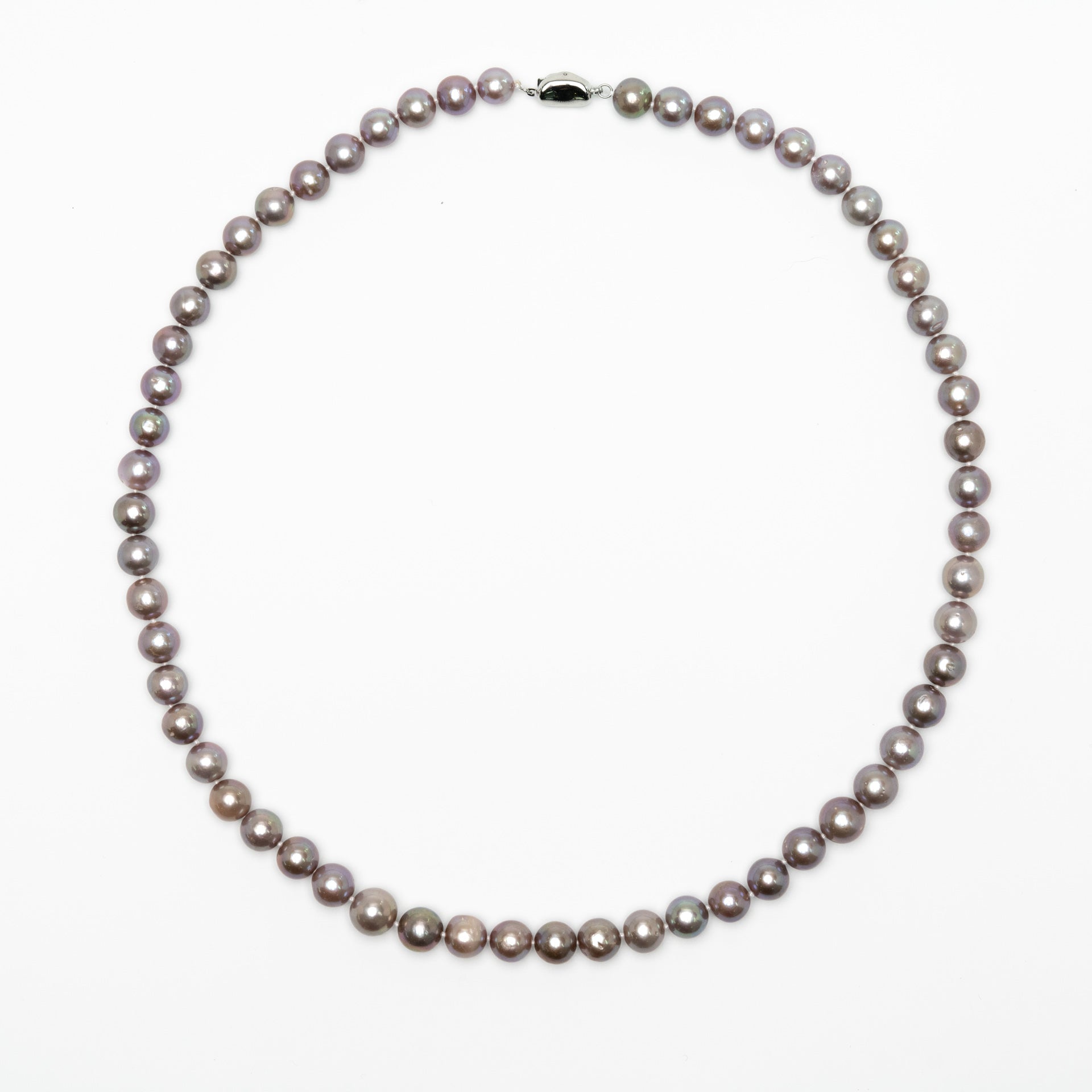 Japanese AKOYA natural Peacock-Purple Saltwater Pearls