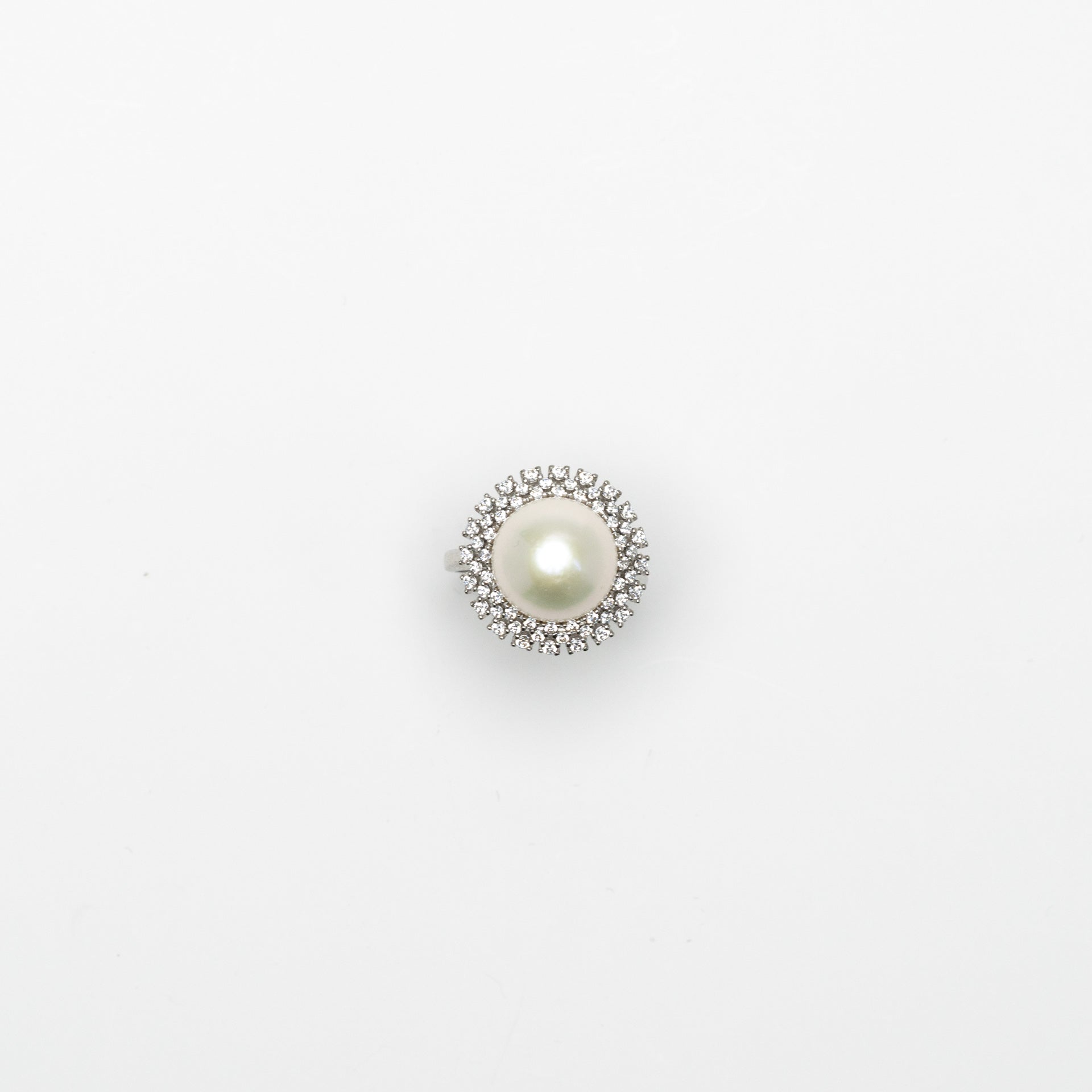 Australian White Pearl in Chanel Style (Collector's Edition)